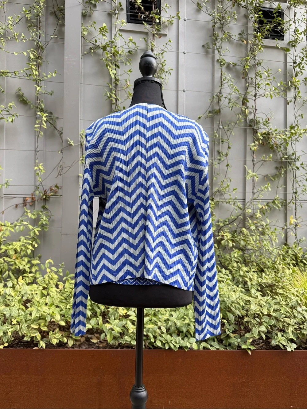 PLEATS PLEASE Issey Miyake Striped long sleeve Lightweight Cardigan Size